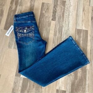 Bdg Low Rise Flare Denim Jean NWT 29 studded pockets